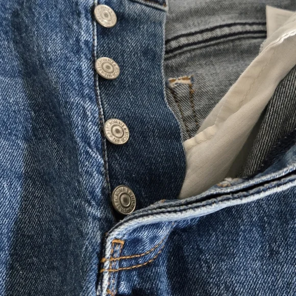 Abercrombie & Fitch The 90's Baggy Low Rise Busted Knee Women's Jeans Size 28 - Picture 14 of 14